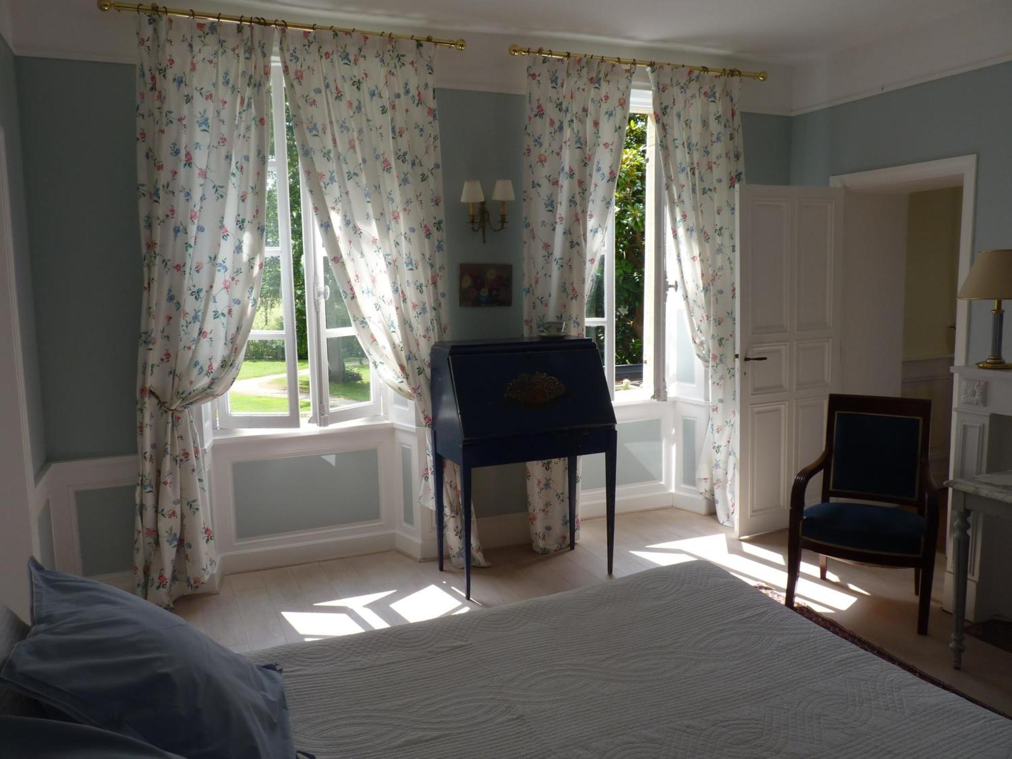 Chambres D'Hotes Le Petit Sully Sully  Exterior photo