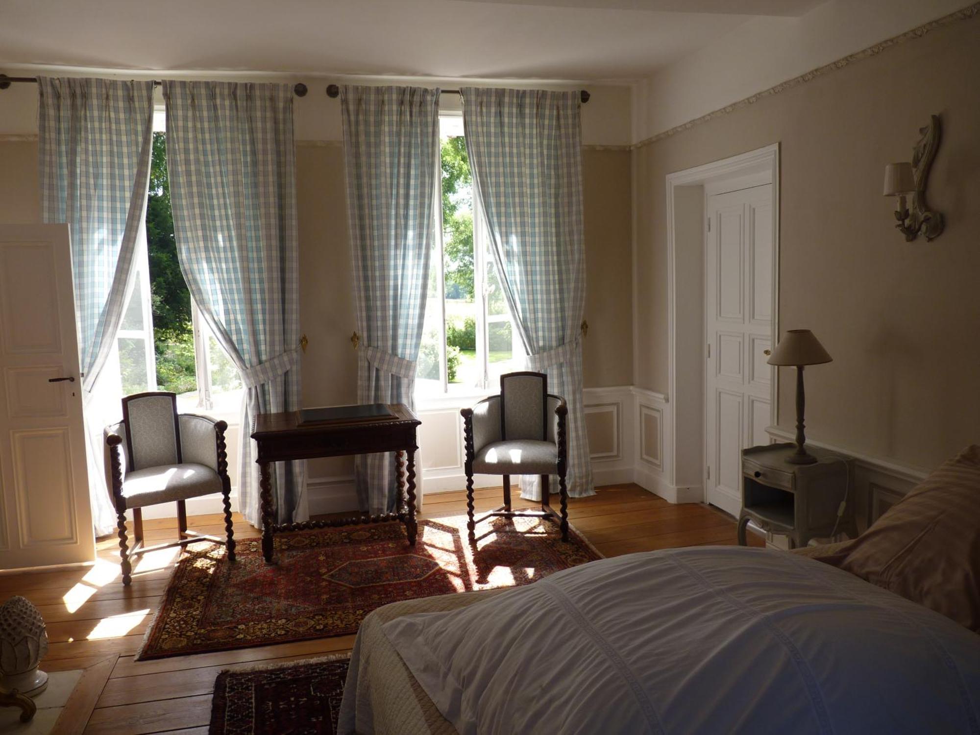Chambres D'Hotes Le Petit Sully Sully  Exterior photo